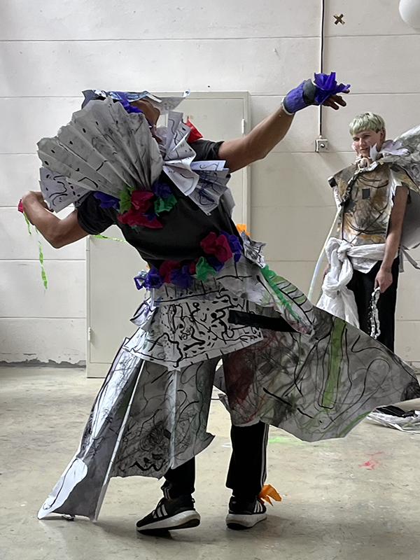 Drawing Performance/Performance Drawing, Lucy Algar